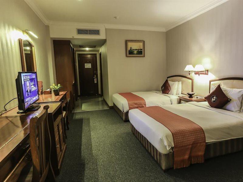 Angkor Howard Hotel Siem Reap Exterior foto