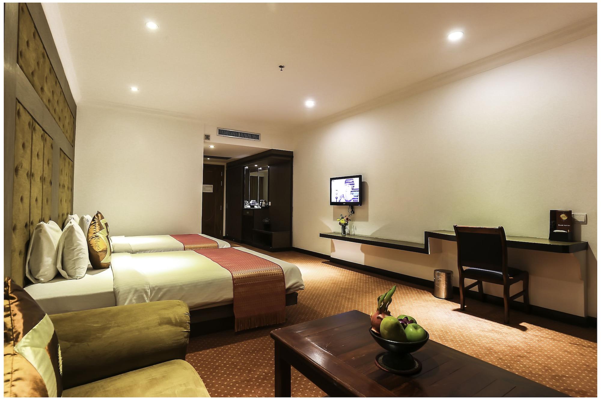 Angkor Howard Hotel Siem Reap Exterior foto